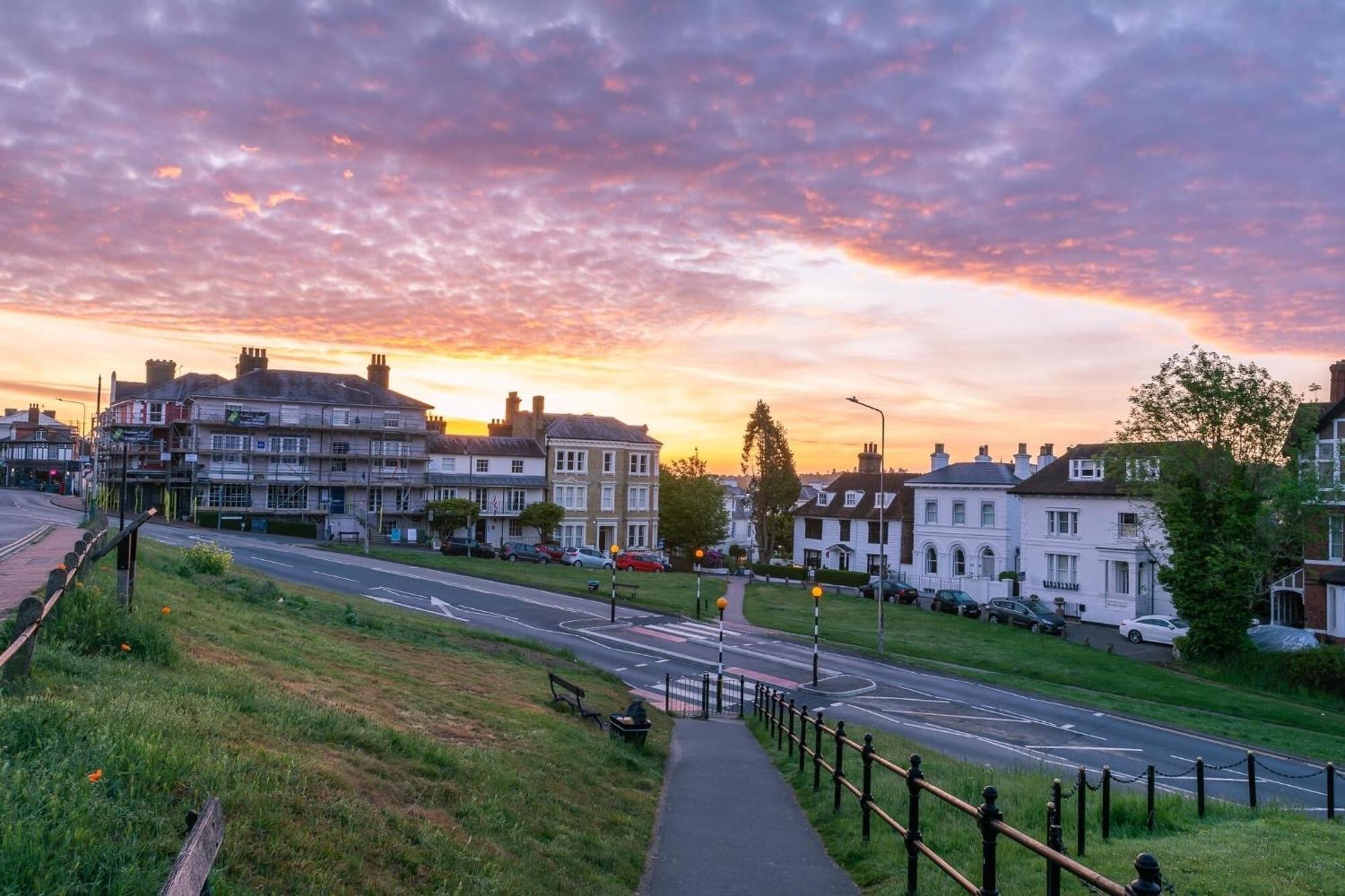 The Old Office Apartment Royal Tunbridge Wells Luaran gambar